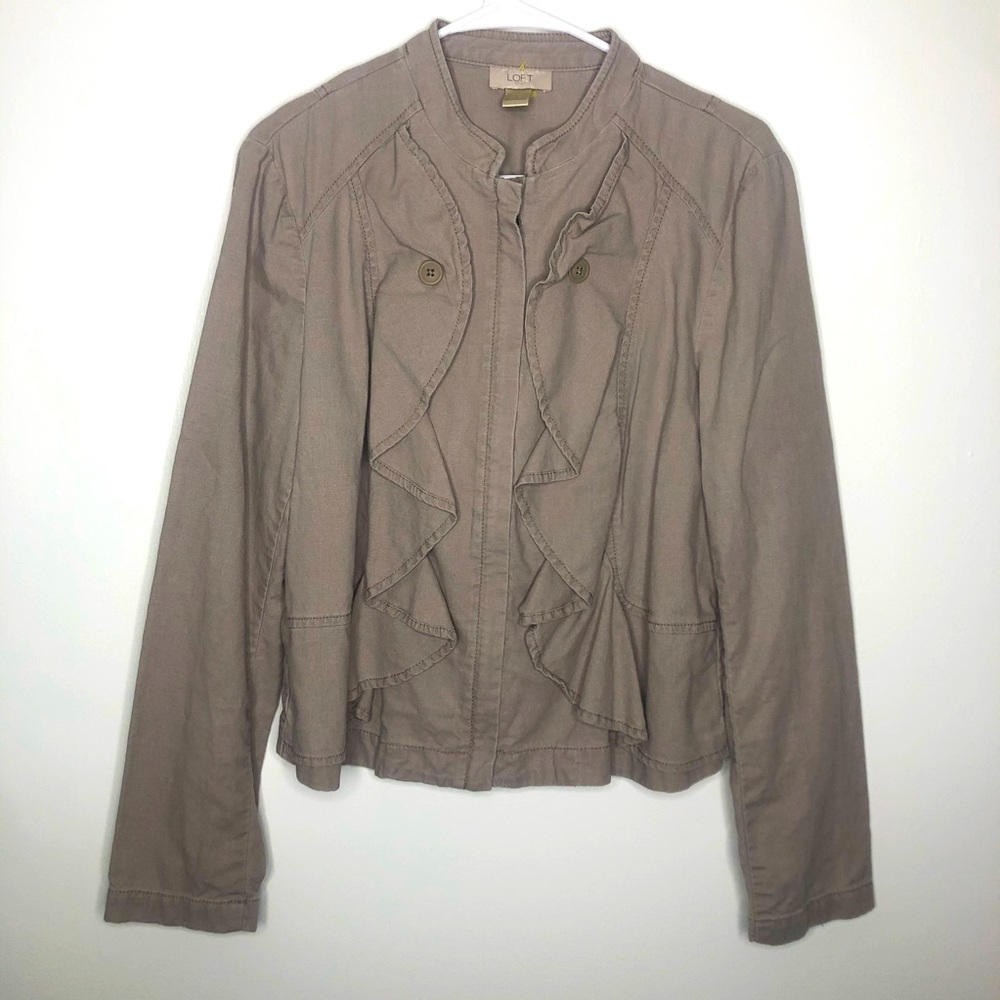 LOFT| Large| Zipper Jacket| Ruffled in the front| 6 buttons in the front|
